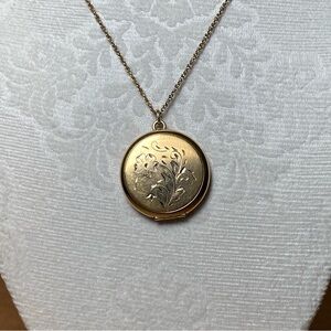 Vintage 12K Gold-Filled Floral Locket Necklace